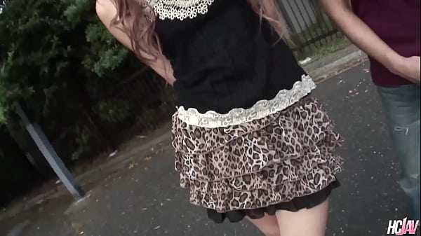 Gostosa puta asiática Sarina Tsubaki é pega e fodida