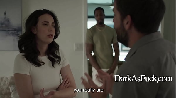 Ponga en marcha su cerebro posparto con mis colegas BBC | OscuroAsFuck