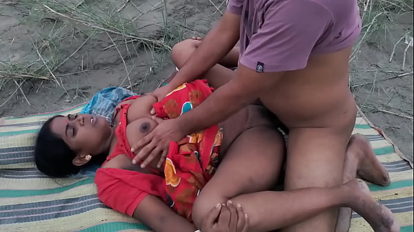 Outdoor fucking in a my best boudi last Time