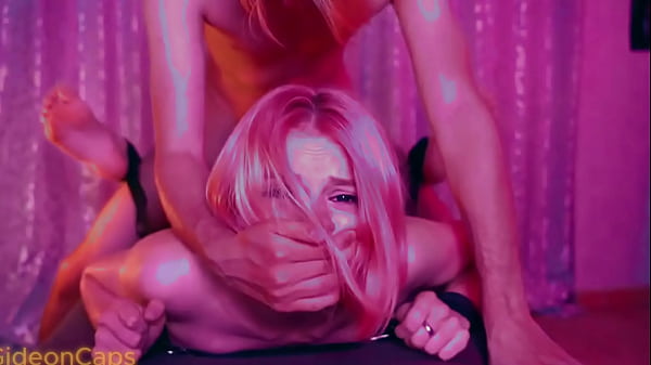 Esclavo rosa. Historia del subtítulo de Sissy