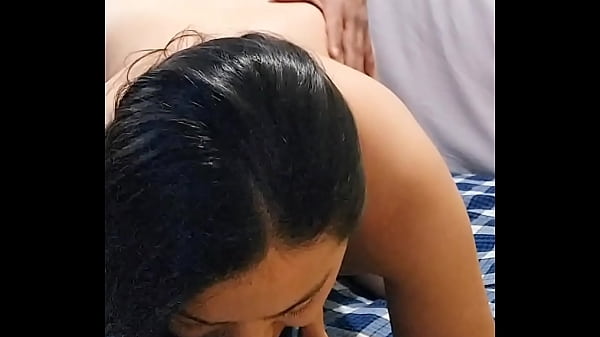 Follando con mesera de bar de carretera