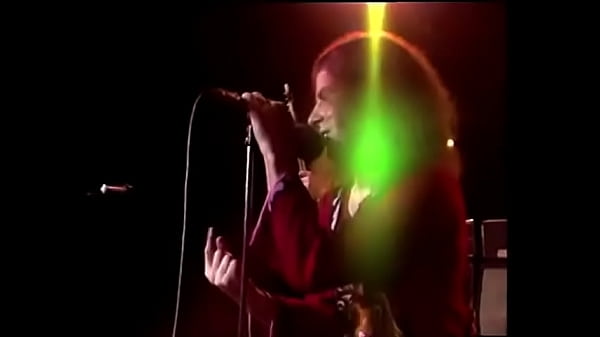 Teen exotic shows off Video