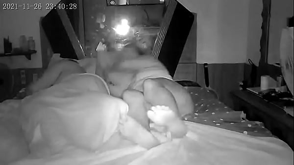 haut chaud sans culotte avec le cul dehors