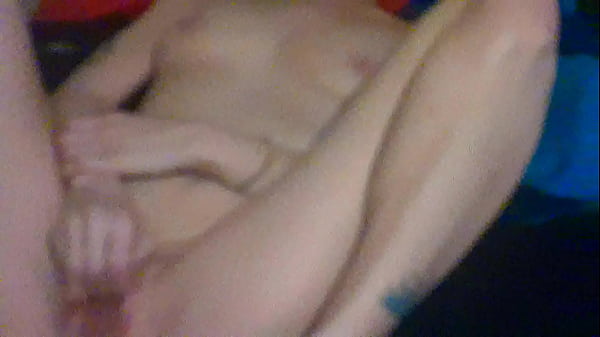 ¡Harmony Sky @ nuevamente haciendo que ese coño brote!