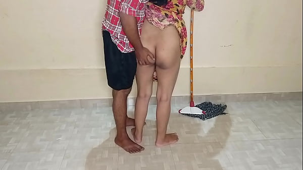 Fucked the maid aunty who was mopping the room by getting her cock sucked! in clear hindi voice