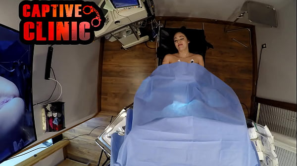 Adolescente juguetón Chica adolescente