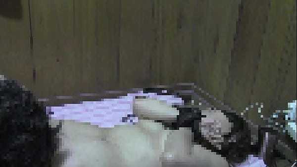 Una madura lasciva de 50 años que se corre tras ser tocada y cunnilingus