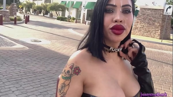 Demütigende Cum Walk Bimbo Jasmine Dark IG @jasminedark69