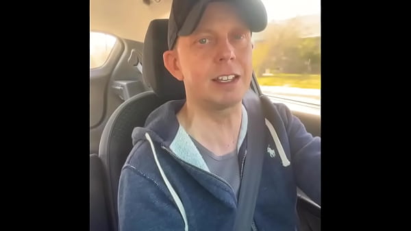 Ich war supergeil und brauchte einen rohen Schwanz in meinem Mund und meinem Hintern, also machte ich mich auf die Jagd. Ich kam vorbei und lutschte meinem heißen Daddy einen, dann ging ich zu einem nahegelegenen Motel 6 und dieser sexy Kanadier pumpte mir seine Ladung in den Hintern. Perfekter Nachmittag. Nächste.