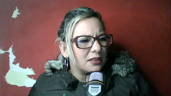 Ich habe mein I#MA fast aufgegessen – das heiße Mädchen vom College