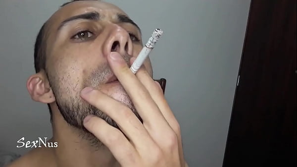 Fumando asta el ultimo cigarrillo