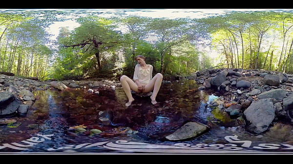 Yanks VR presenta la bellezza amatoriale Carmen December'_s Clit Cum