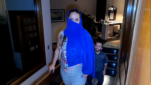 EVJF desi arabe avec un pompier de la télévision SBT. Pitoco173