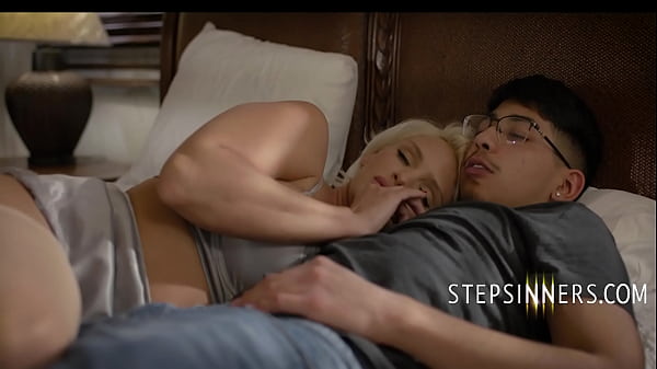 Figliastro, rendi la mia vita molto più emozionante | StepSinners