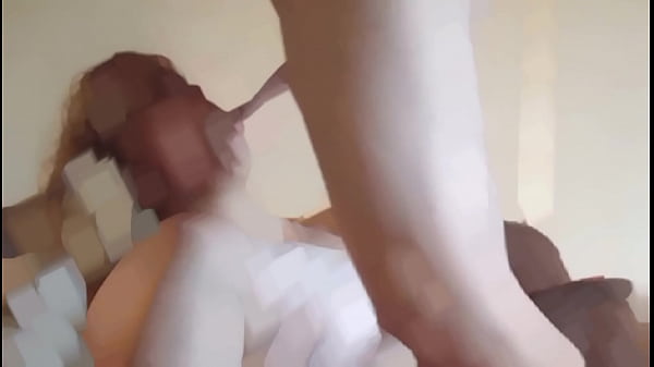 Crypto Thot ingoia un enorme cazzo mostruoso