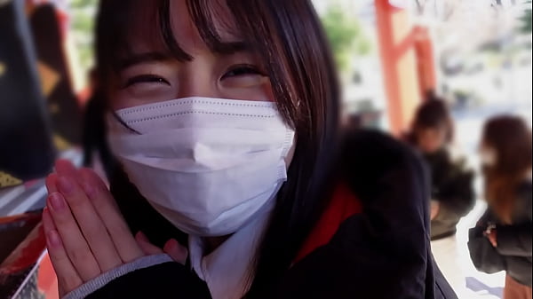 【素人ハメ撮り】学校サボって好きピに会いにきちゃう超絶キュートな女子●生無邪気な笑顔に甘え上手...まさにキュンです