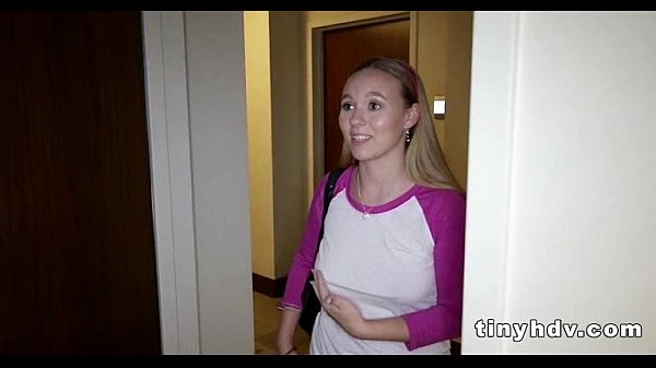 Echte Amateur-Teenie-Muschi Tiffany Kohl 2 91