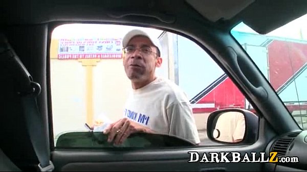 Monsterschwanz fickende, edle Hure