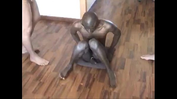 La fiamminga Bianca Dark in una gangbang (La belga Bianca Dark in una gangbang olandese)