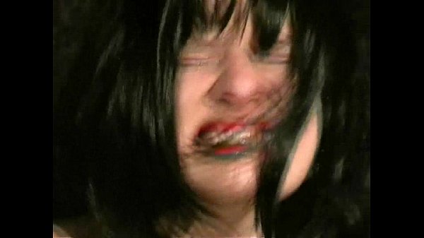 Elektroschmerz und schockierendes BDSM des Chaos