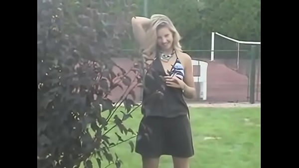 Modello internazionale regalato a un ragazzo fortunato